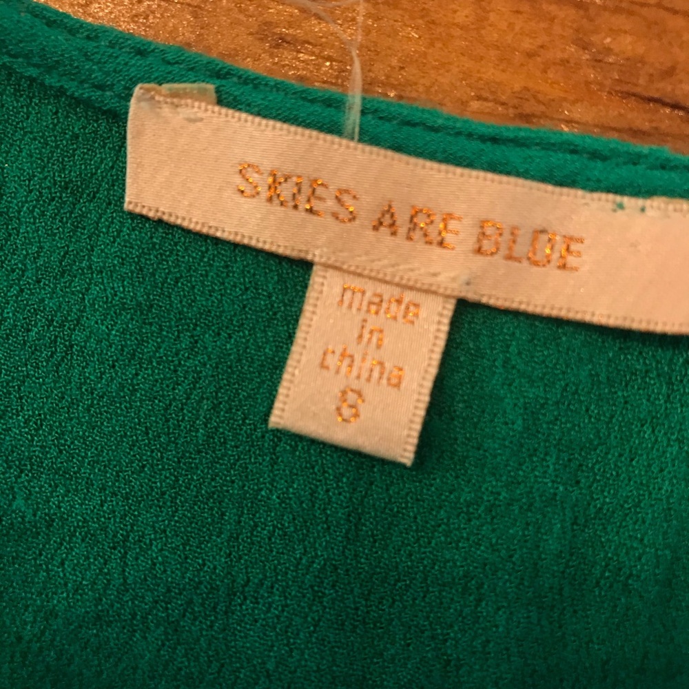 Green Top - Picture 2 of 4